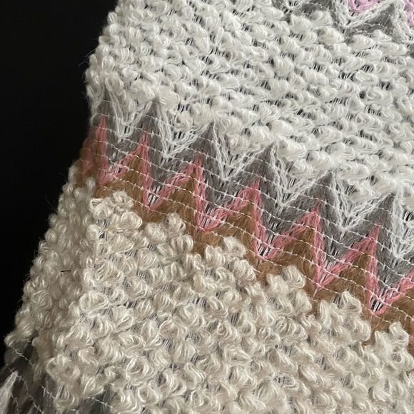 tassel throw /shawl Dusty rose - Picture 4 of 4